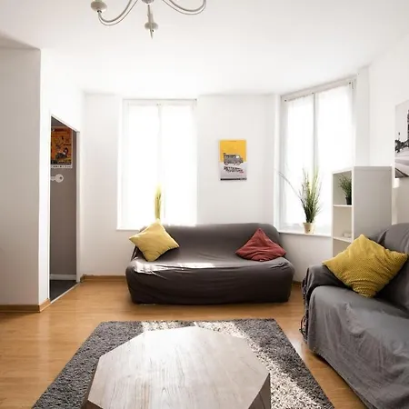 Appartement Maison Cosy 4 Chambres, Terrasse, Garage Prive *
